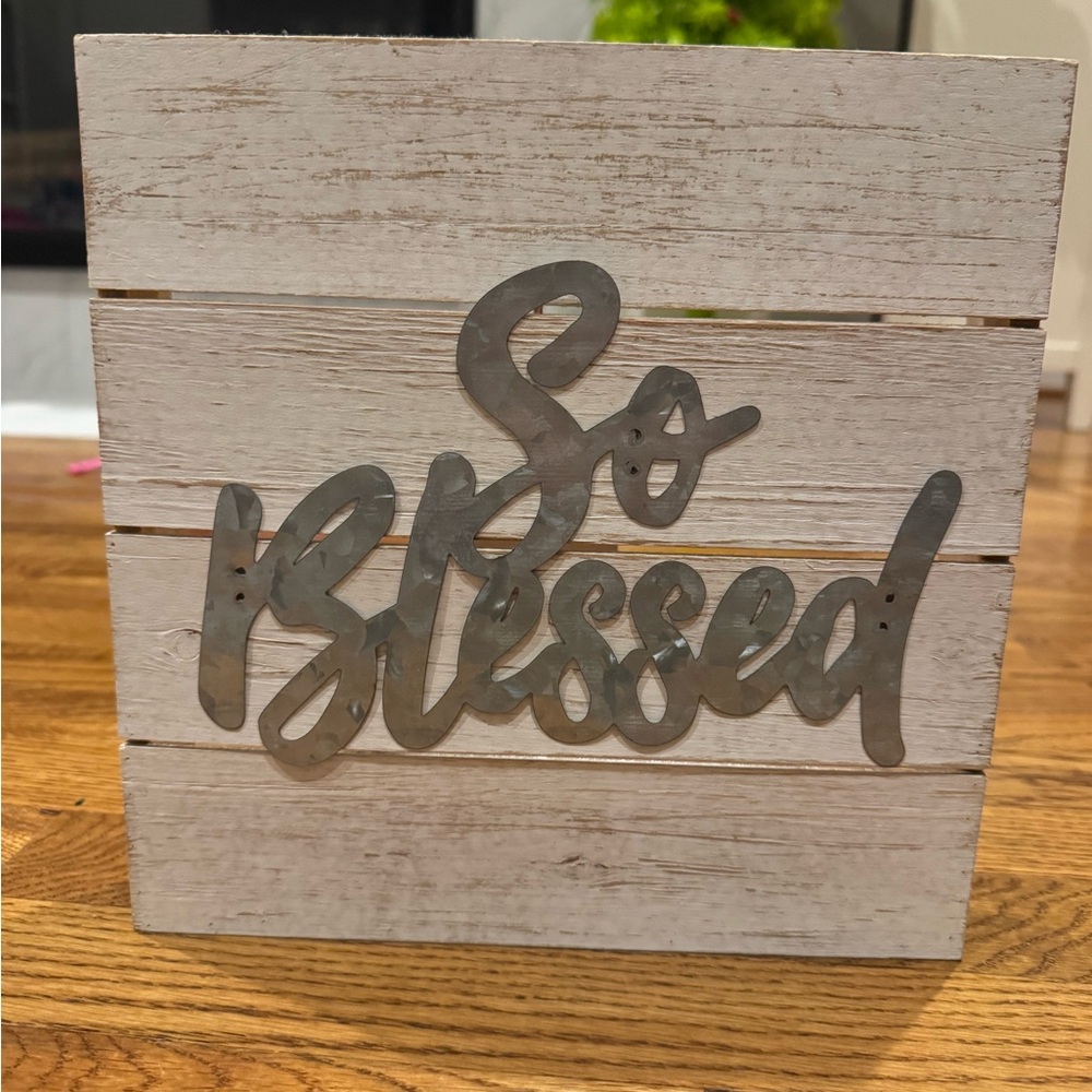 Wall decor sign